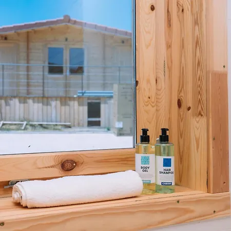 De - 5 Parque de Campismo *