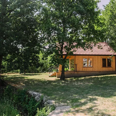 De - 5 Parque de Campismo